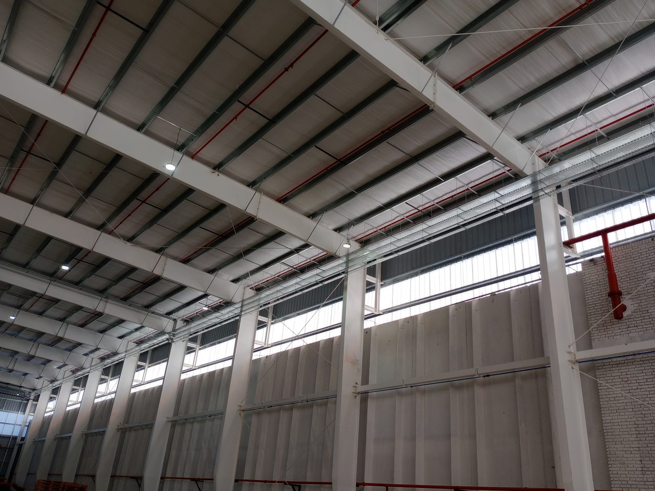 Instalación Eléctrica de Nave Industrial y Máquinas